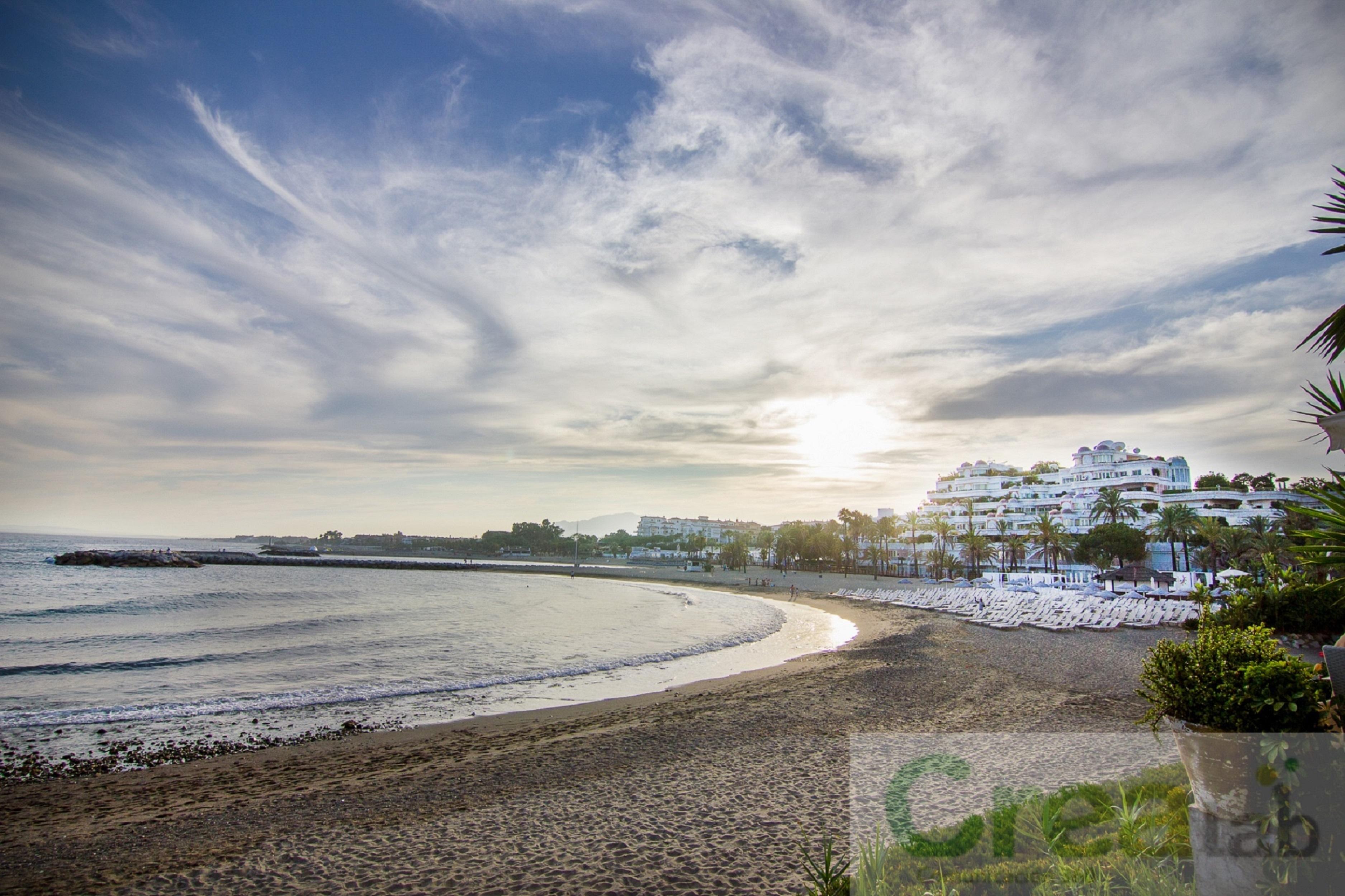 Park Plaza Suites Apartamentos Marbella Exterior foto